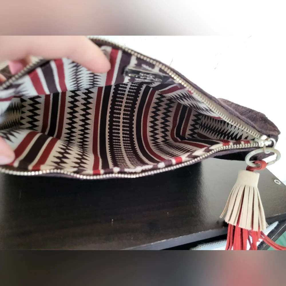 Etihad Airlines cosmetic bag